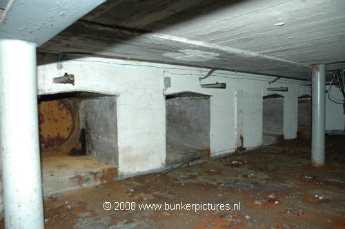 © bunkerpictures - Sk torpedo bunker tubes